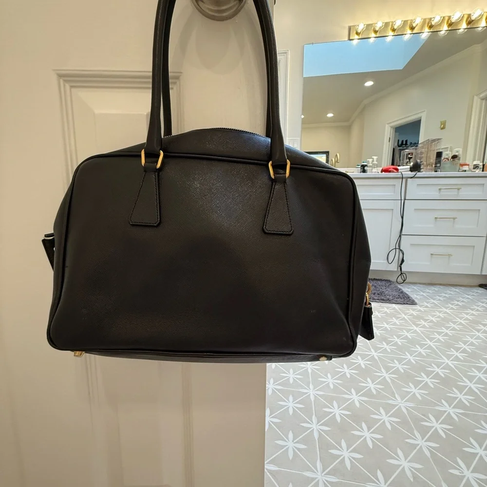 Prada Black Leather Shoulder Bag - Picture 5 of 6